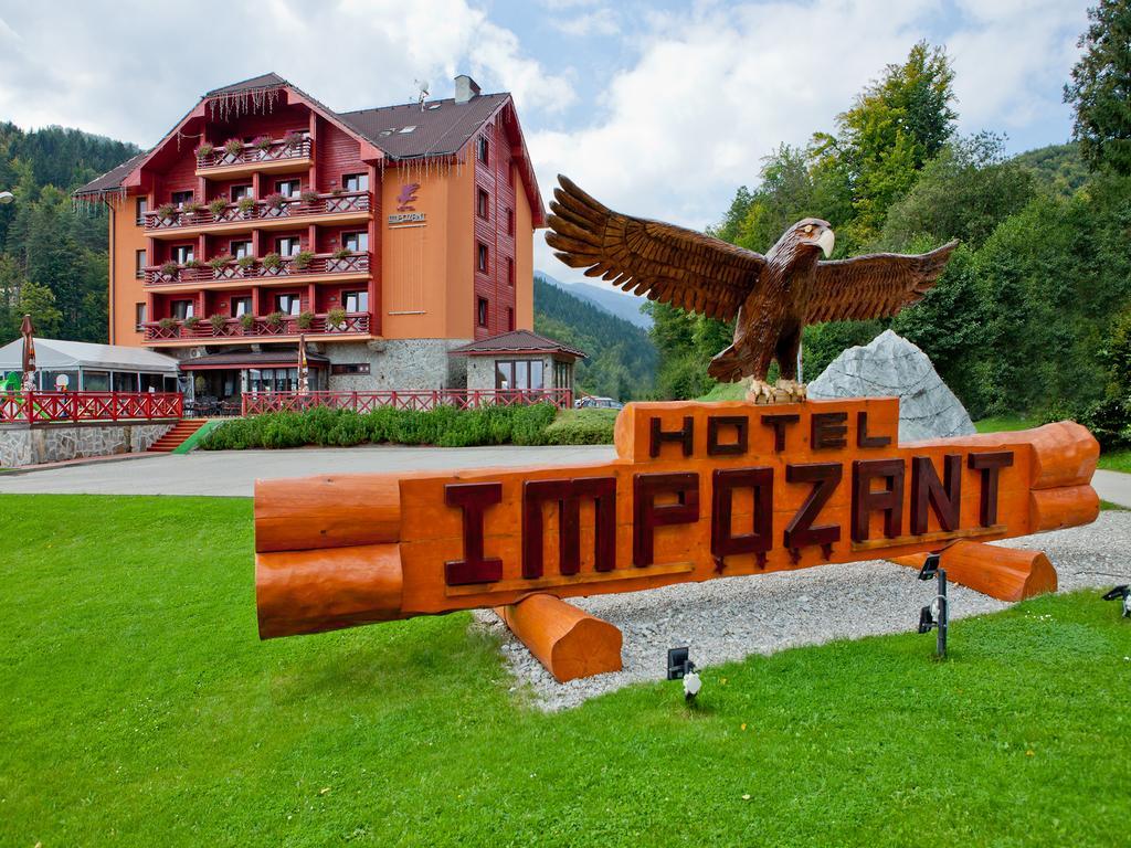 Hotel Impozant Valča Exteriér fotografie